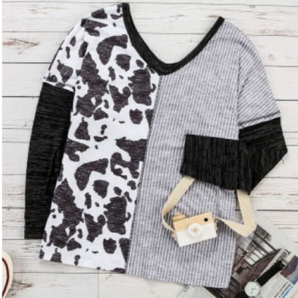 Gray Spot & Color Block Blouse - Picture 3 of 9